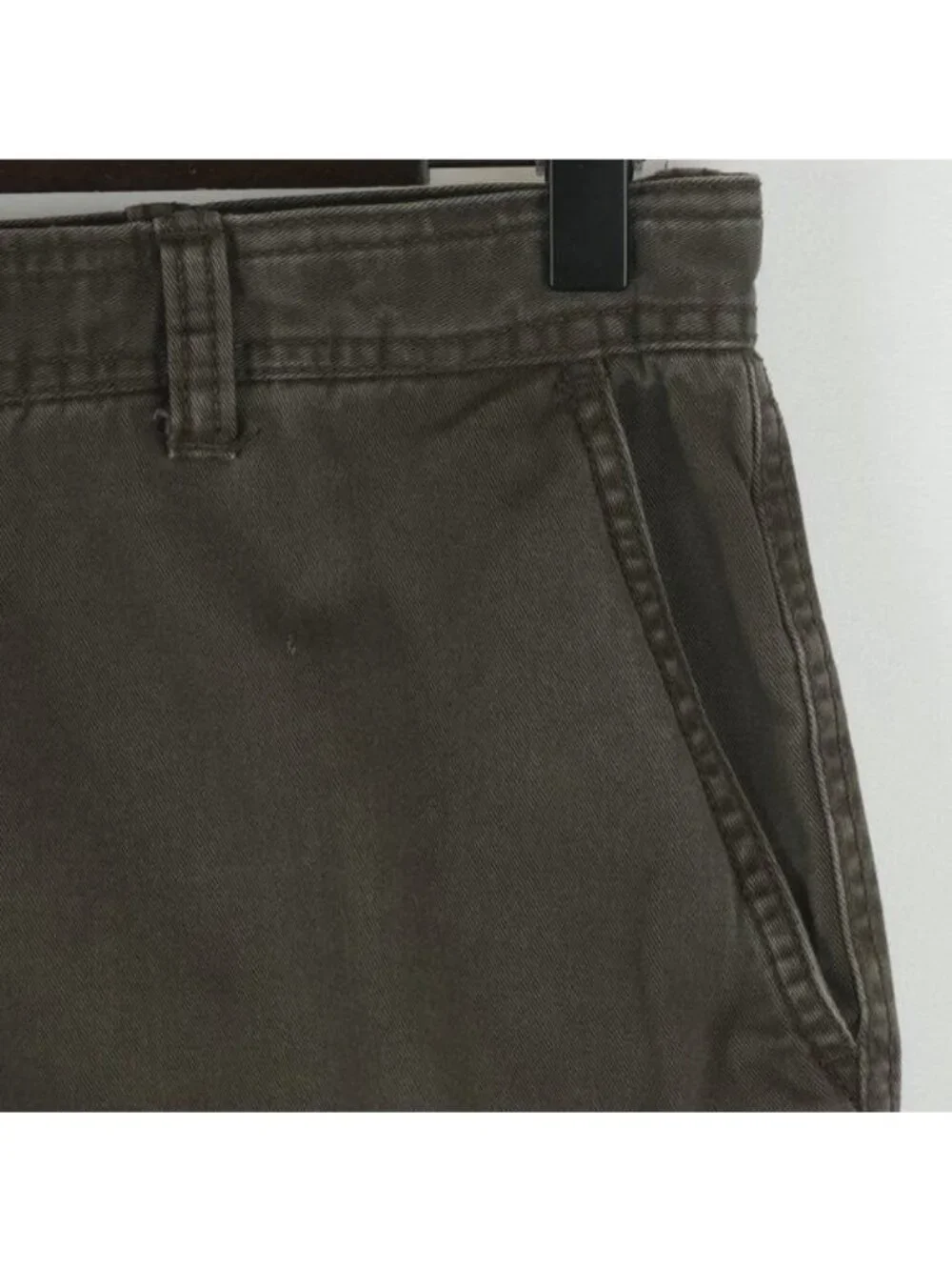 Izod Men's Size 42 Brown Cotton Flat Front Casual Cargo Shorts